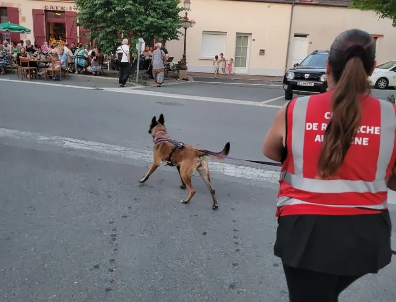 nos équipes Alexandra et Pandora-A.C.R.A-Association Chiens de Recherche Auvergne-Recherche en milieu naturel-Formation de chiens-Urgences-assistance-personnes disparues-secours