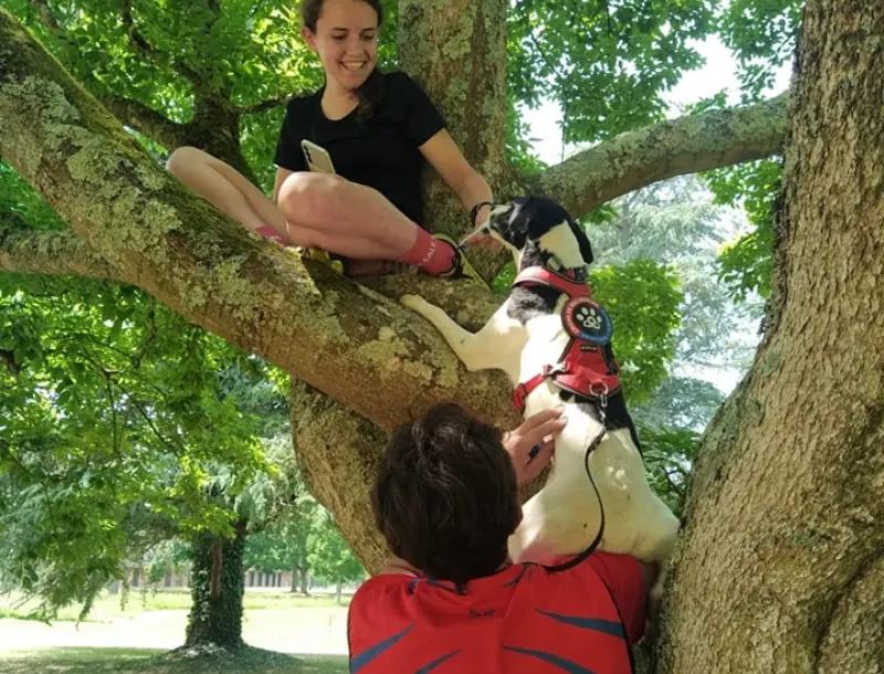 nos équipes Céline et Pitchoune-A.C.R.A-Association Chiens de Recherche Auvergne-Recherche en milieu naturel-Formation de chiens-Urgences-assistance-personnes disparues-secours