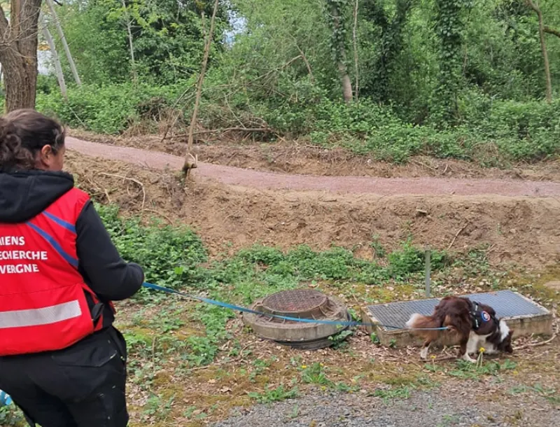 nos équipes Marina et Taz-A.C.R.A-Association Chiens de Recherche Auvergne-Recherche en milieu naturel-Formation de chiens-Urgences-assistance-personnes disparues-secours
